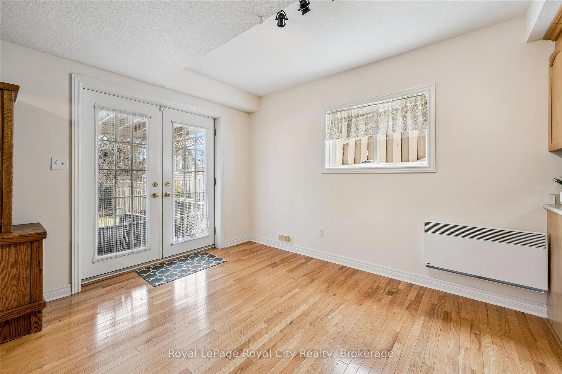 Photo 36 of 87 Law Drive, Guelph, Grange Road — HOMEH