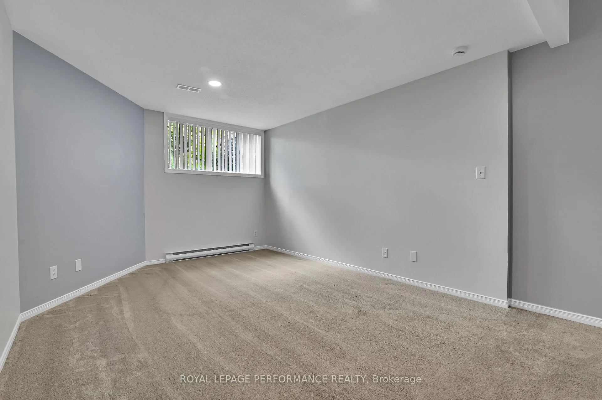 Photo 29 of 6009 Pineglade Crescent, Ottawa, Chapel Hill South - Orleans Village — HOMEH