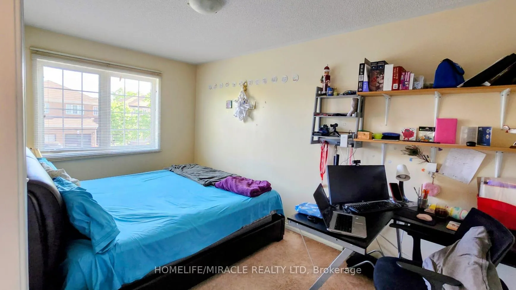 Photo 14 of 102 Whiteface Crescent, Brampton, Fletcher's Meadow — HOMEH