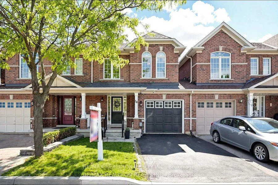 Front of 54 Panama Place