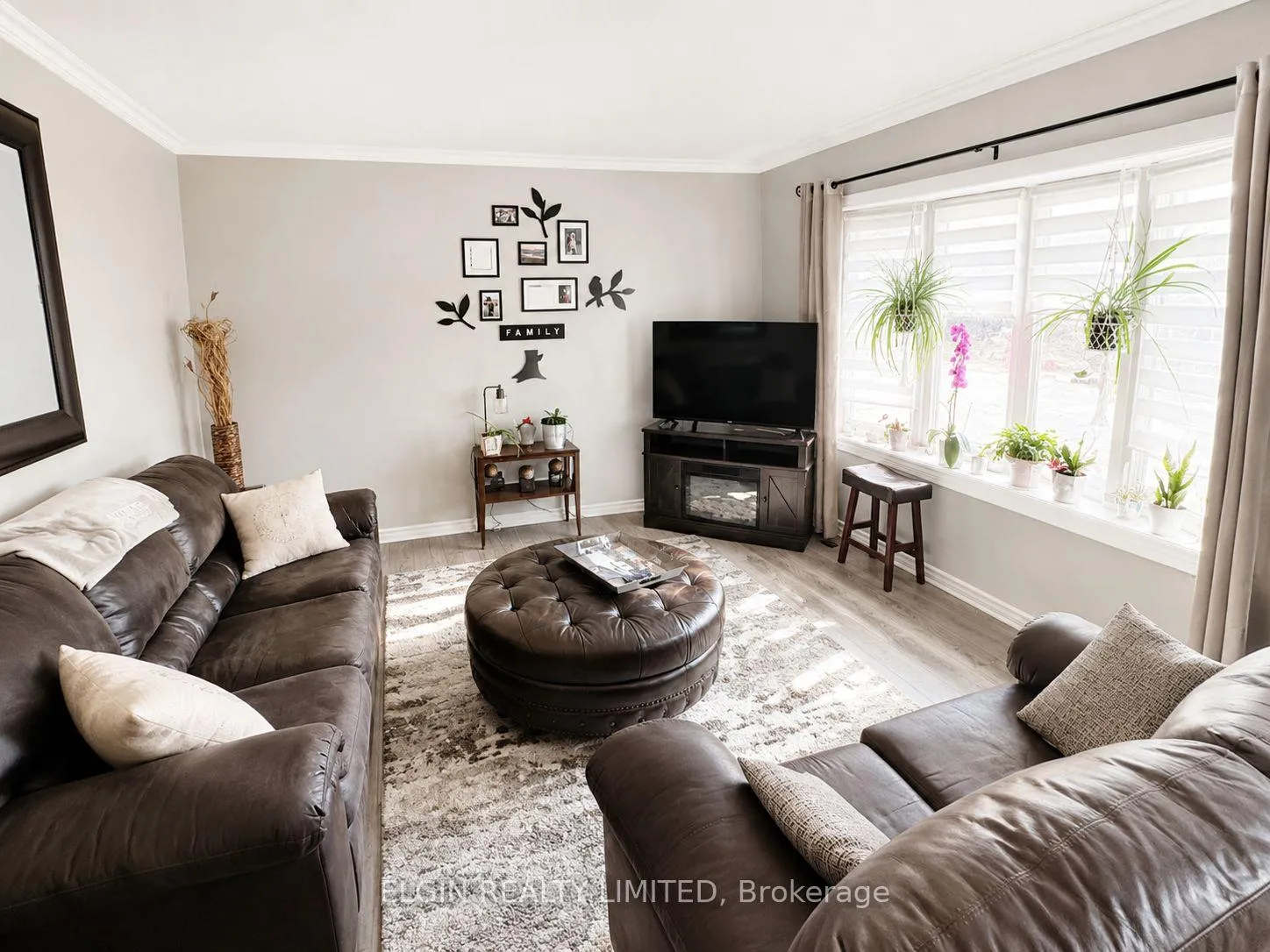 Photo 6 of 66 Aldborough Avenue, St. Thomas — HOMEH