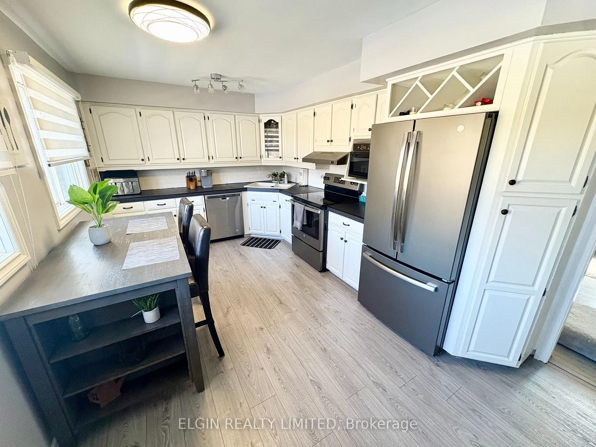 Photo 11 of 66 Aldborough Avenue, St. Thomas — HOMEH