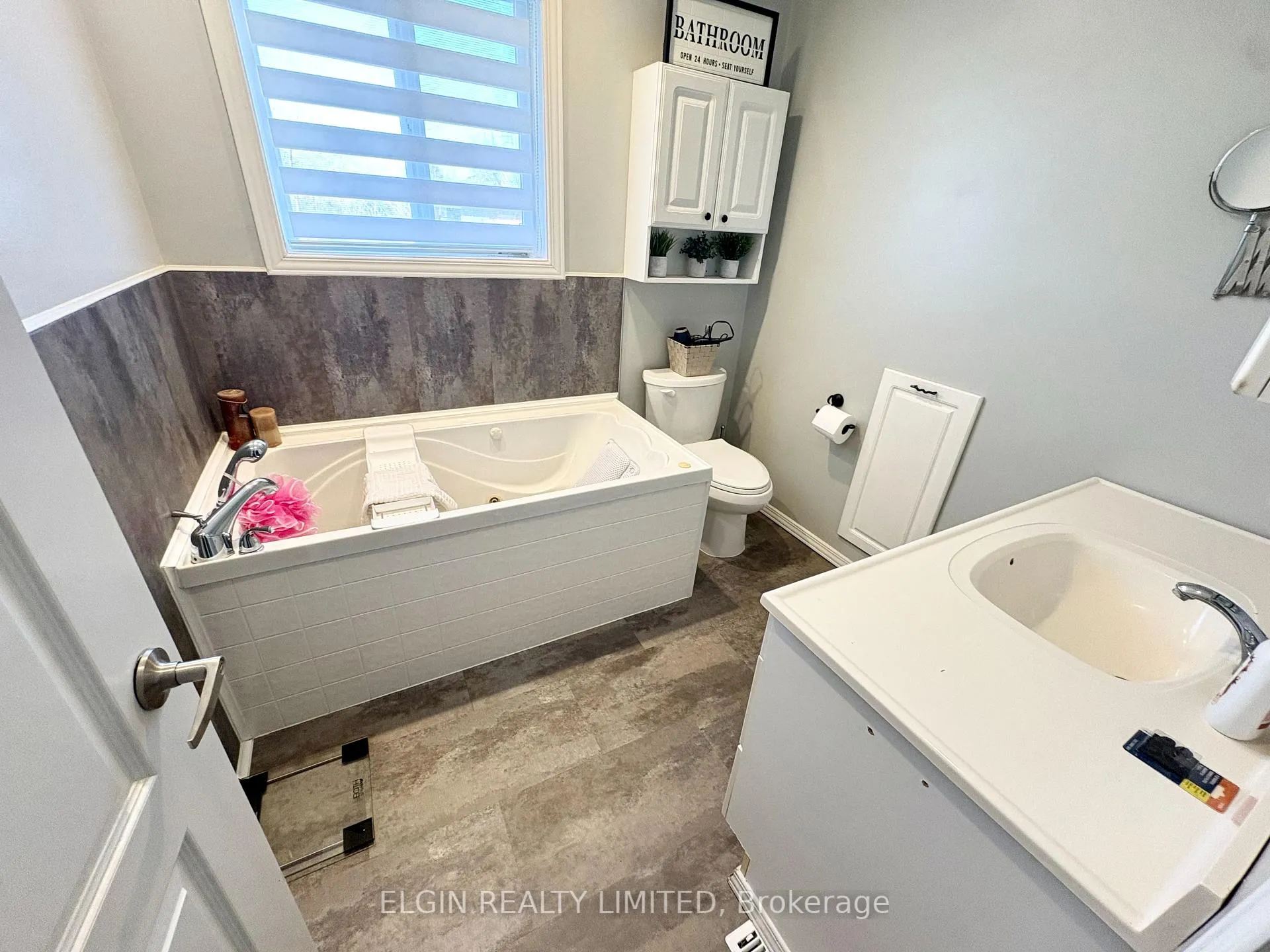 Photo 16 of 66 Aldborough Avenue, St. Thomas — HOMEH