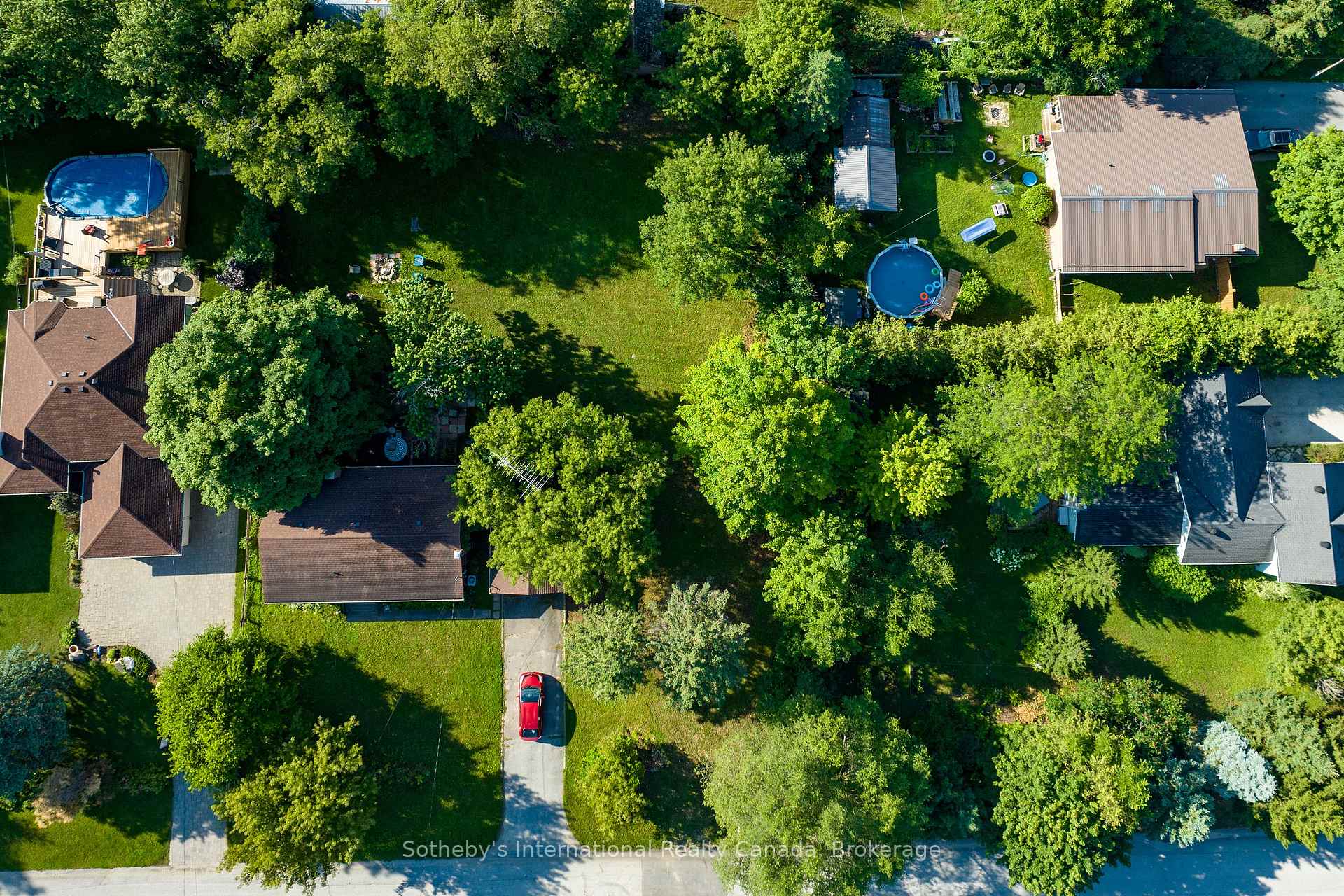 Photo 6 of 23 Nelson Street, Clearview, Creemore — HOMEH