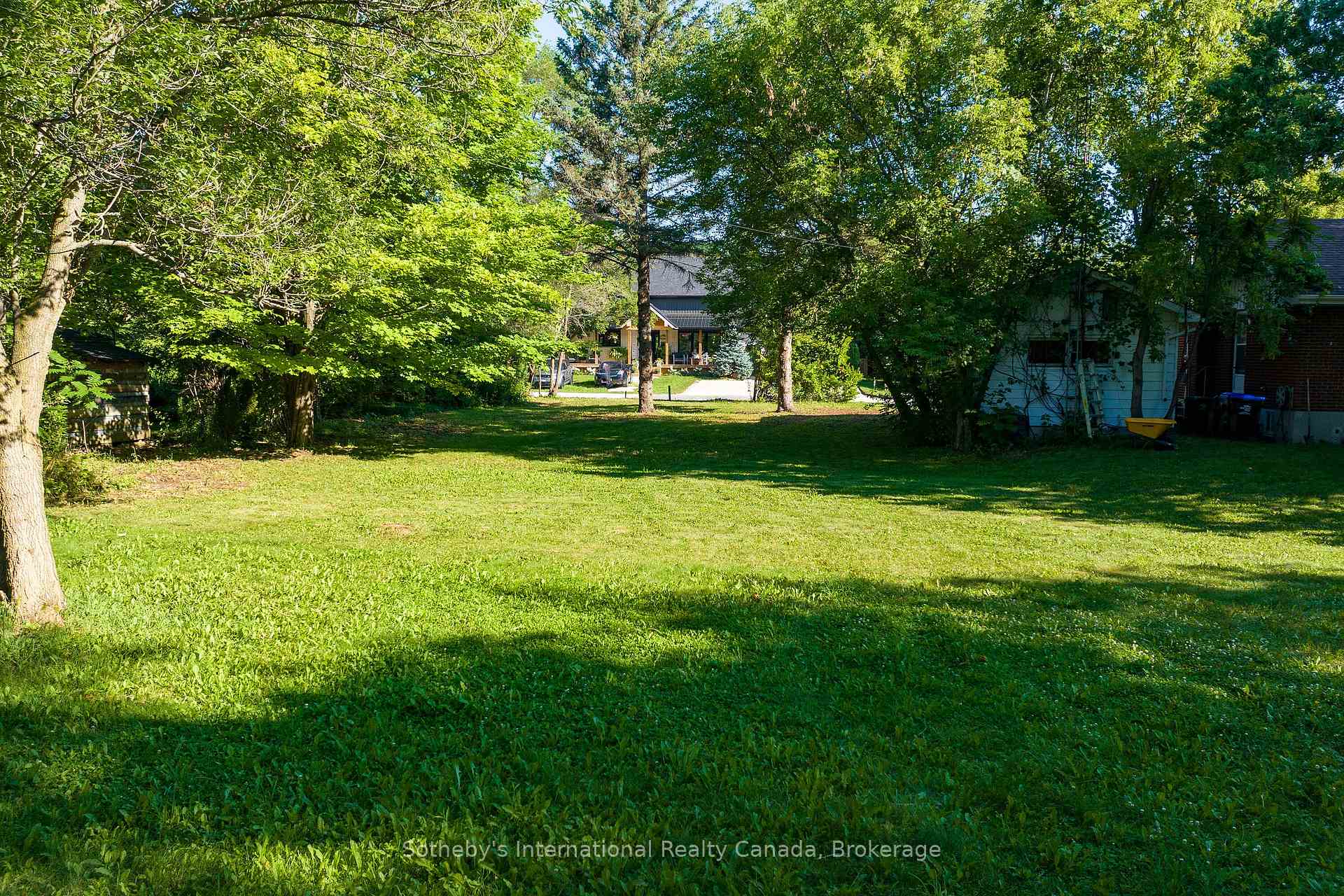 Photo 7 of 23 Nelson Street, Clearview, Creemore — HOMEH