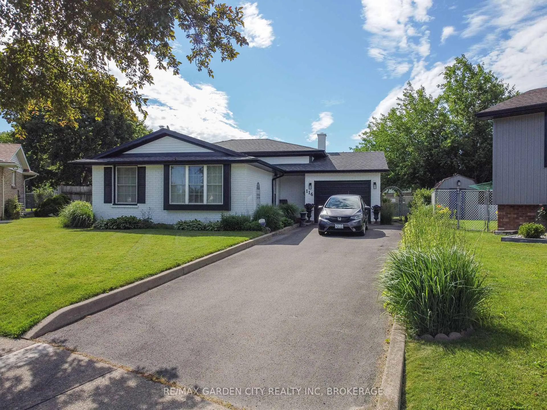 Photo 1 of 116 Dunvegan Road, St. Catharines, Secord Woods — HOMEH