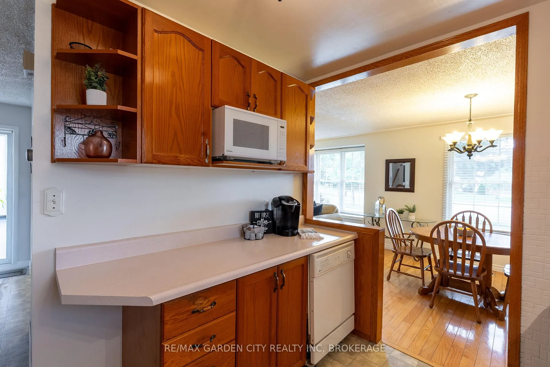 Photo 21 of 116 Dunvegan Road, St. Catharines, Secord Woods — HOMEH
