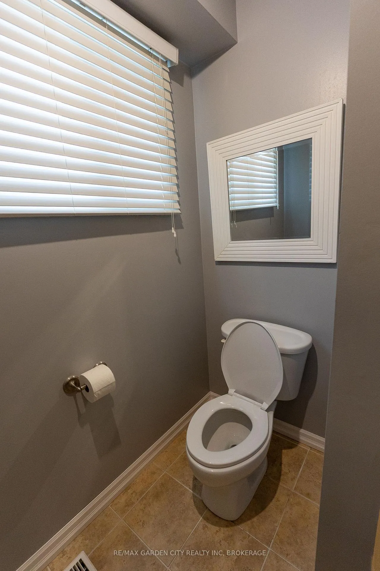 Photo 29 of 116 Dunvegan Road, St. Catharines, Secord Woods — HOMEH