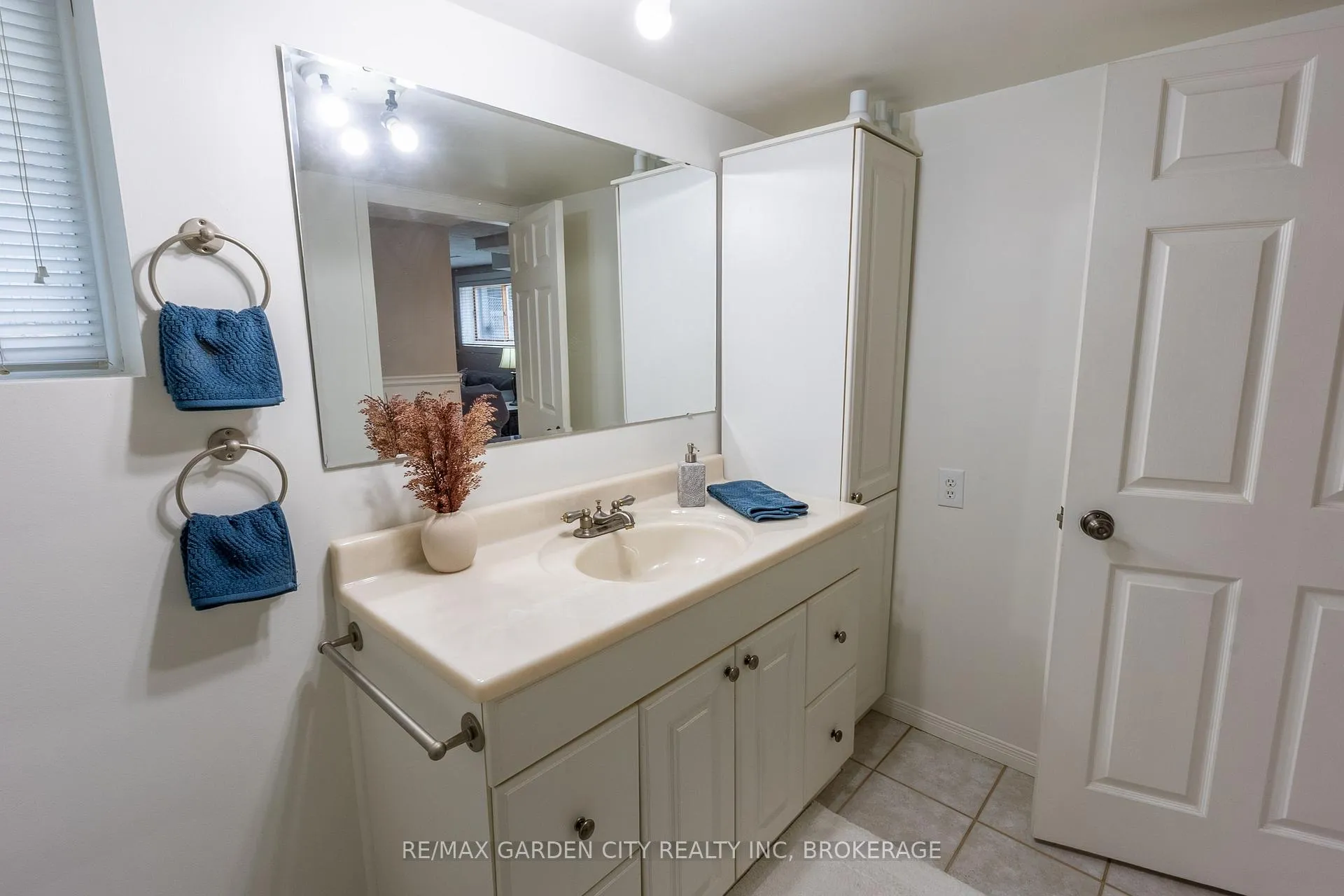 Photo 36 of 116 Dunvegan Road, St. Catharines, Secord Woods — HOMEH