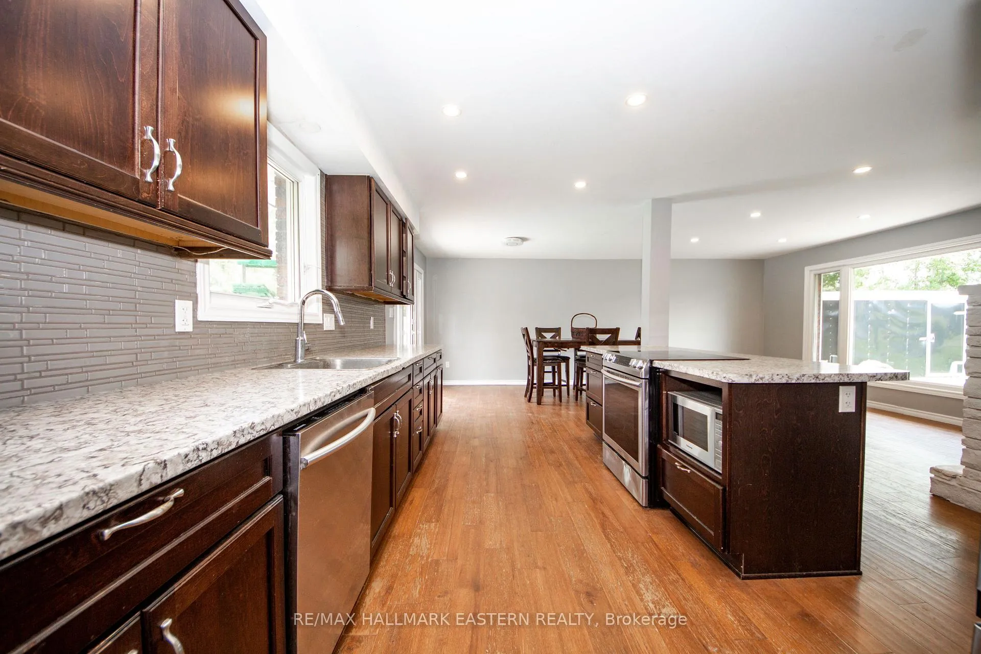 Photo 7 of 658 Cedarvale Crescent, Selwyn — HOMEH