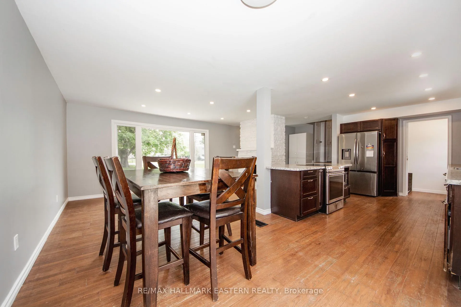 Photo 9 of 658 Cedarvale Crescent, Selwyn — HOMEH