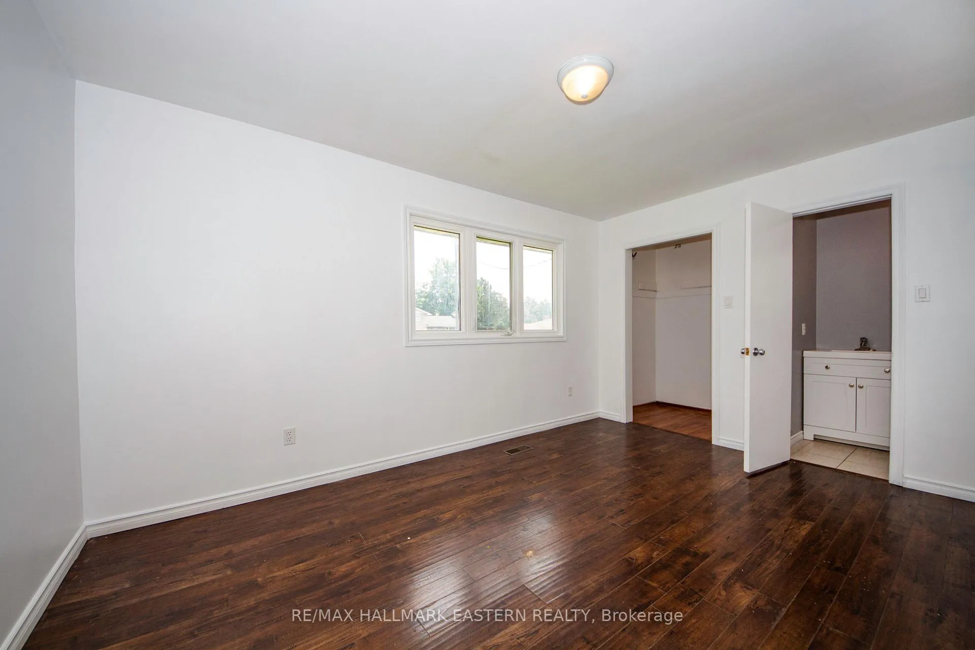 Photo 13 of 658 Cedarvale Crescent, Selwyn — HOMEH