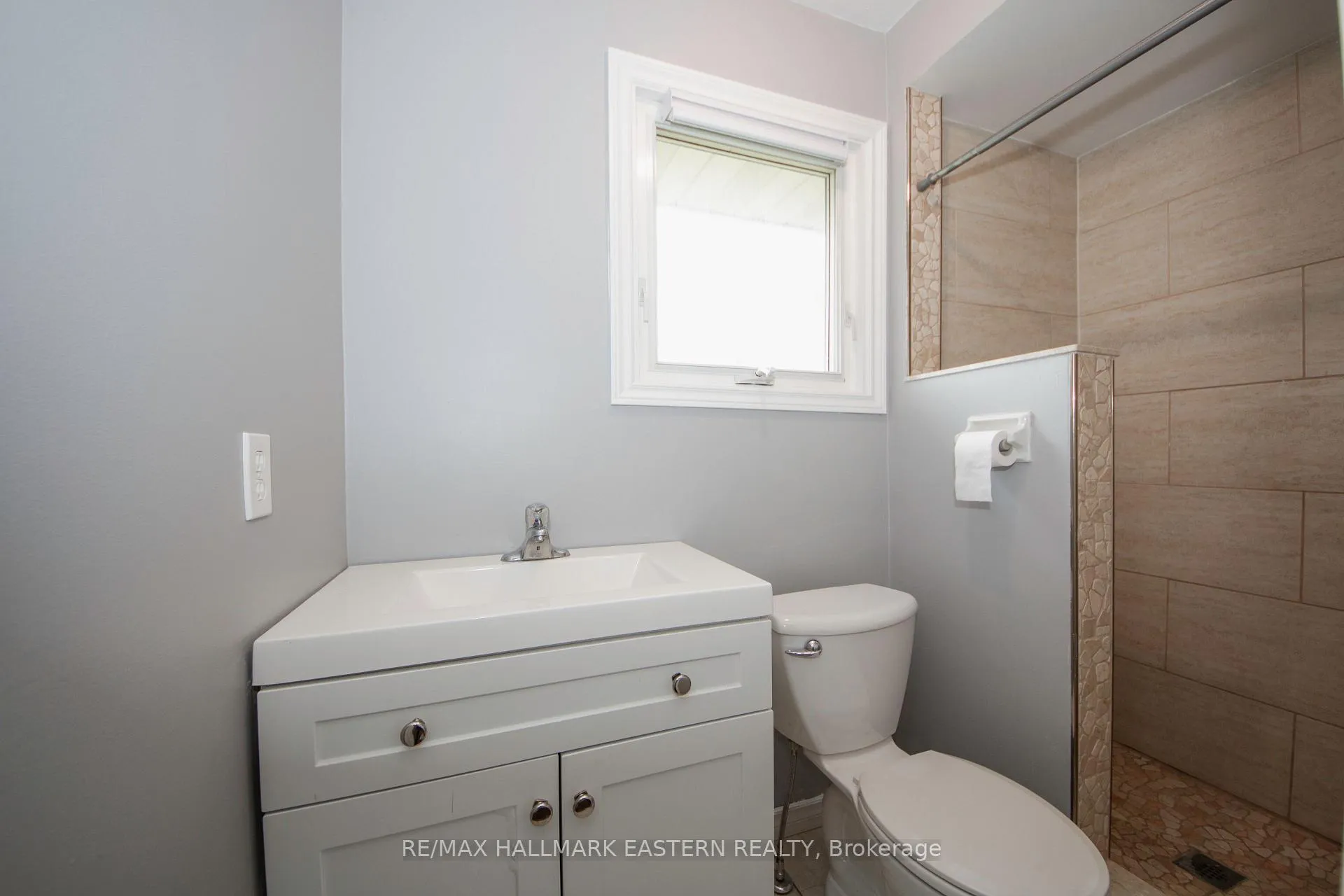 Photo 16 of 658 Cedarvale Crescent, Selwyn — HOMEH