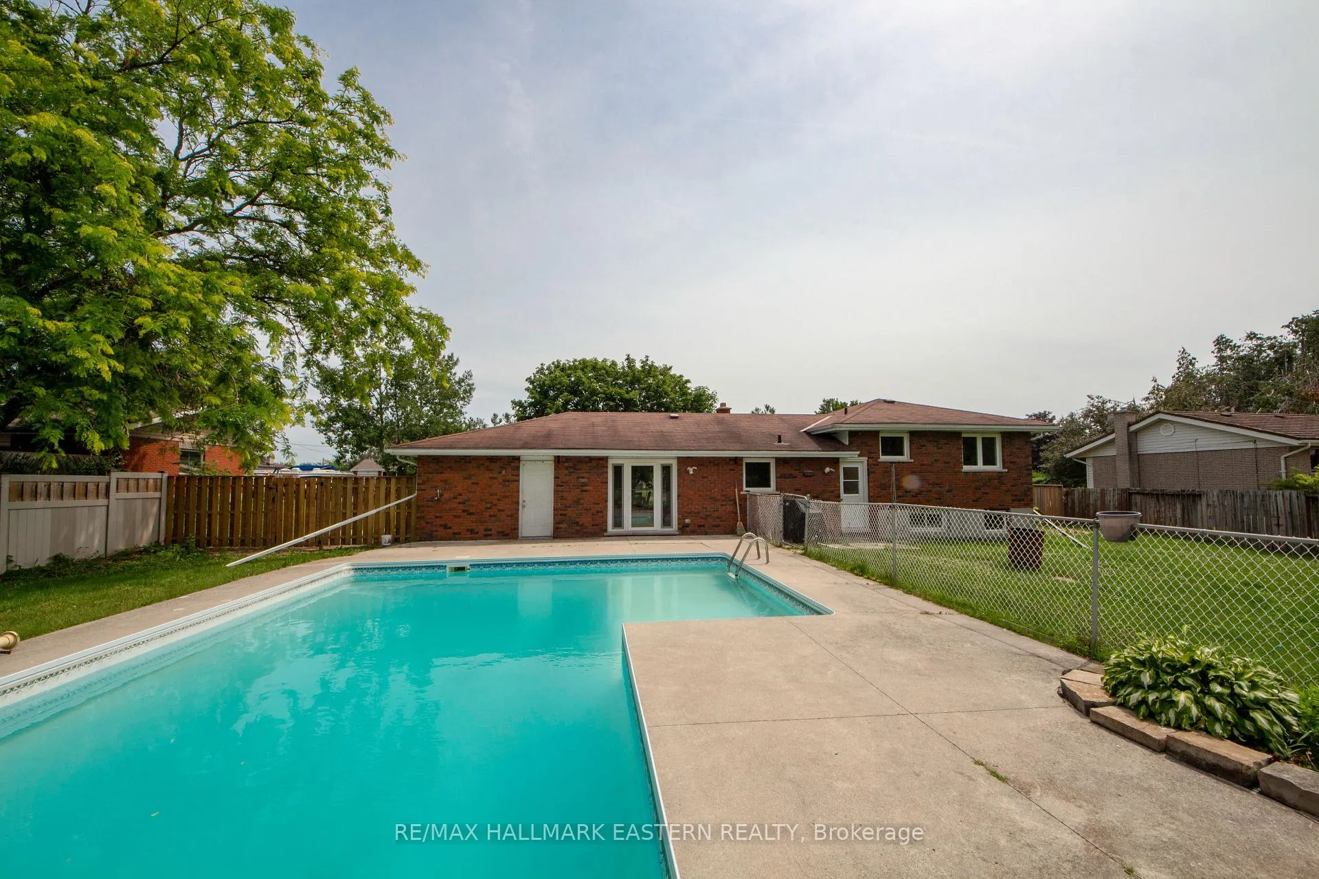 Photo 27 of 658 Cedarvale Crescent, Selwyn — HOMEH