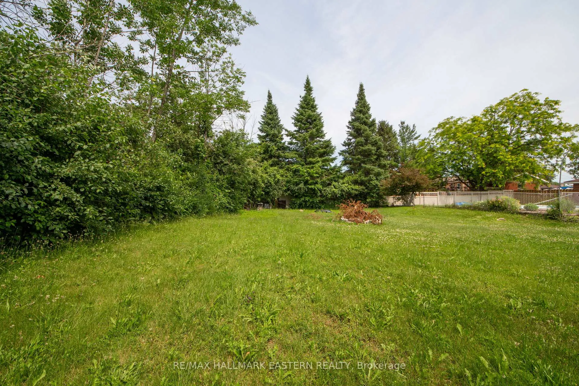 Photo 33 of 658 Cedarvale Crescent, Selwyn — HOMEH