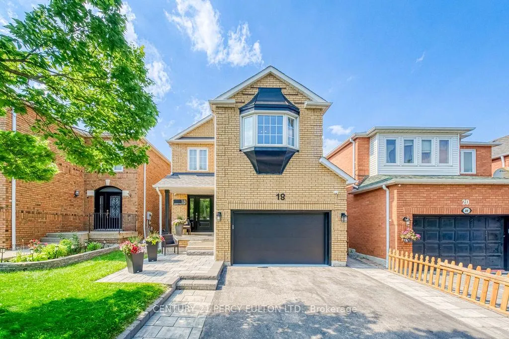 Photo 2 of 18 Booth Crescent, Ajax, Central — HOMEH