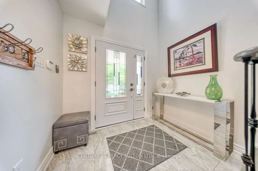 Photo 4 of 18 Booth Crescent, Ajax, Central — HOMEH
