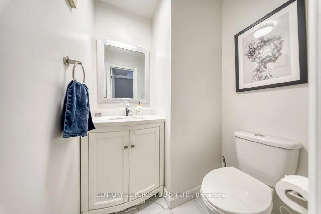 Photo 20 of 18 Booth Crescent, Ajax, Central — HOMEH