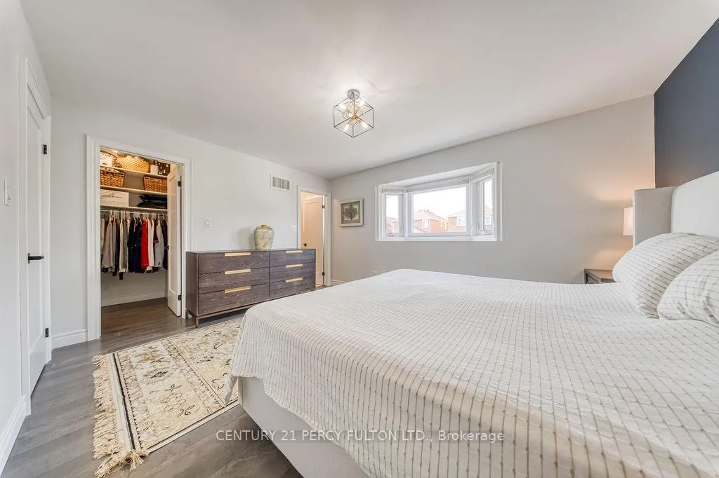 Photo 24 of 18 Booth Crescent, Ajax, Central — HOMEH
