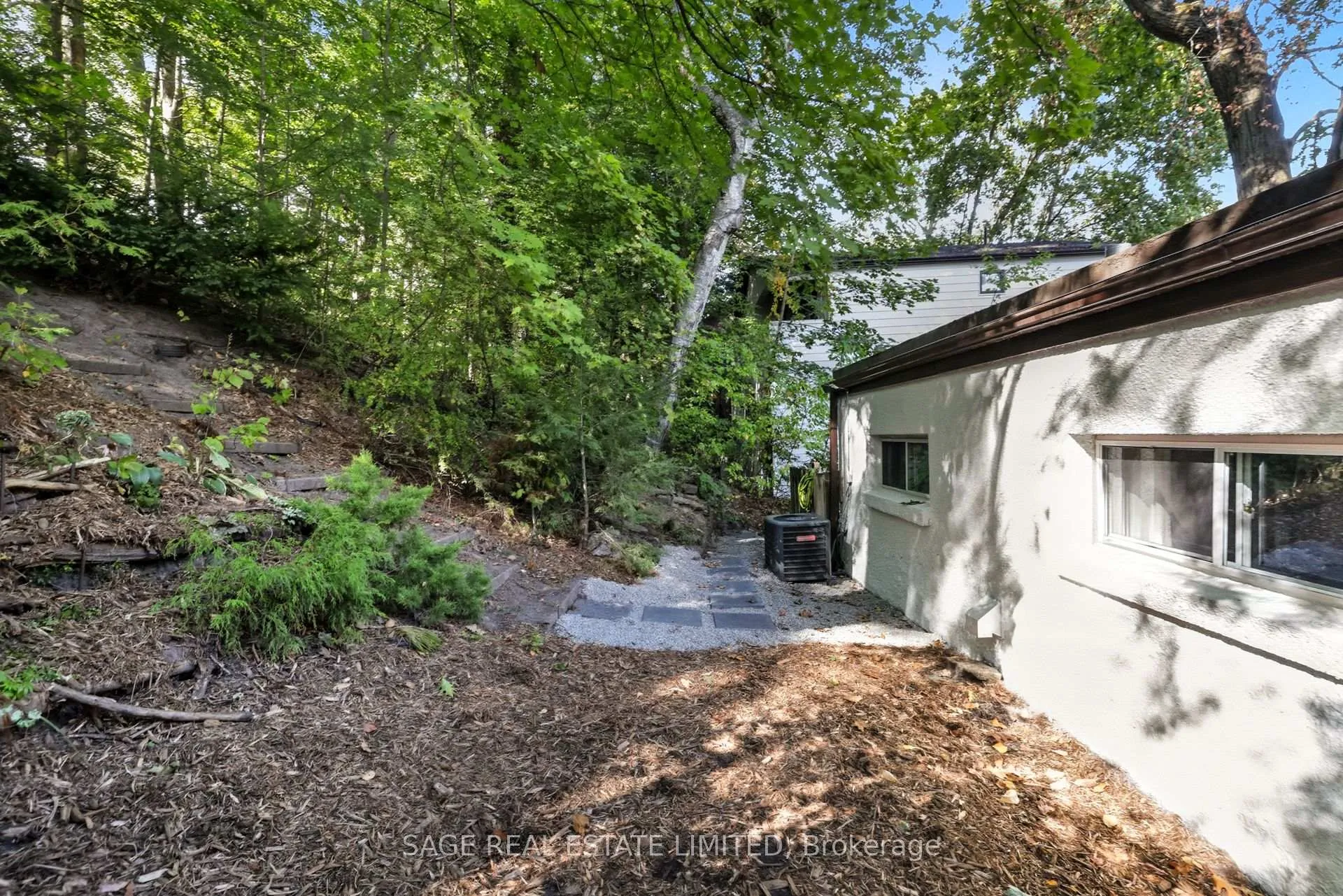 Photo 24 of 130 Neville Park Boulevard, Toronto, The Beaches — HOMEH