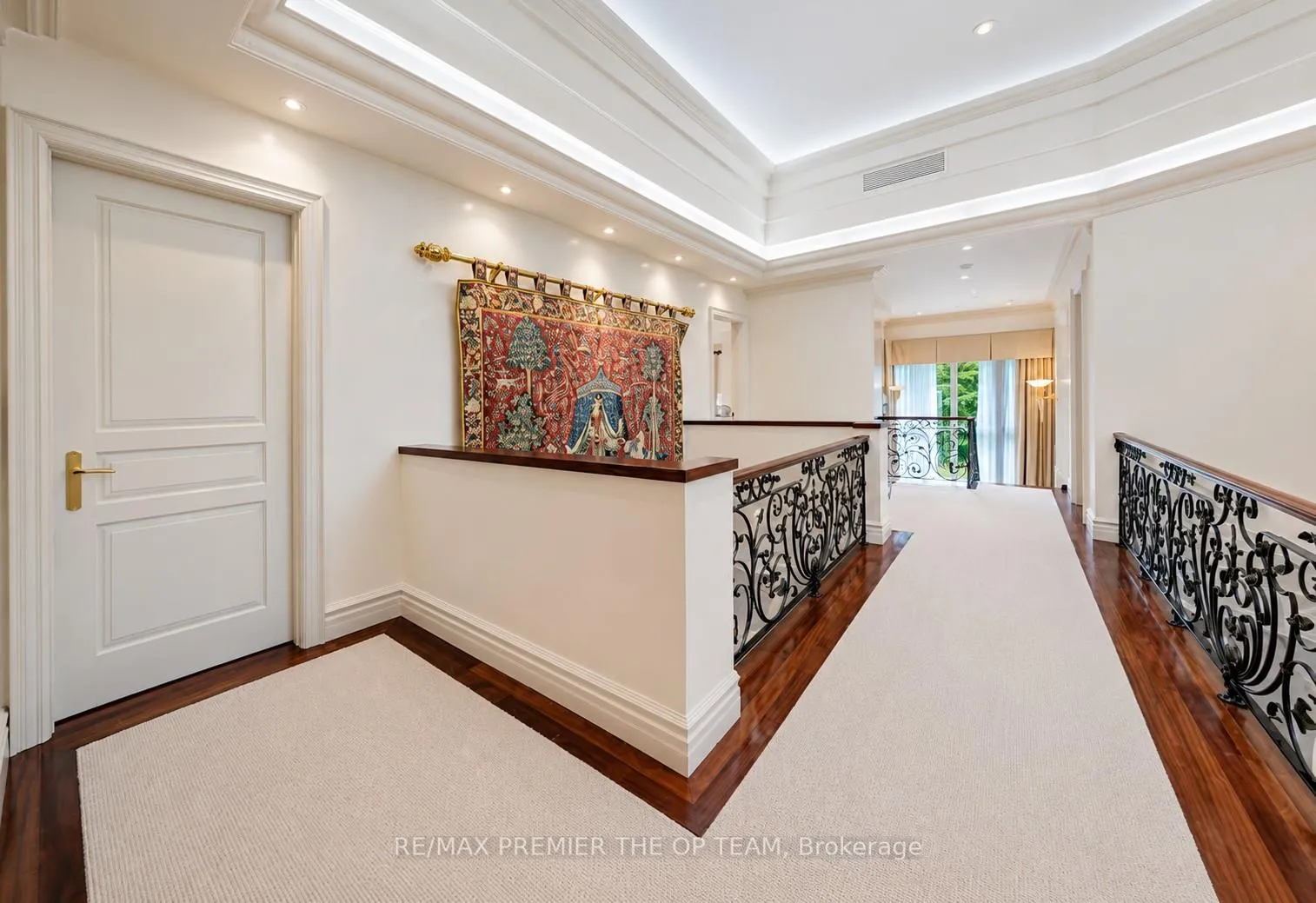 Photo 17 of 43 Cowan Drive, Vaughan, East Woodbridge — HOMEH