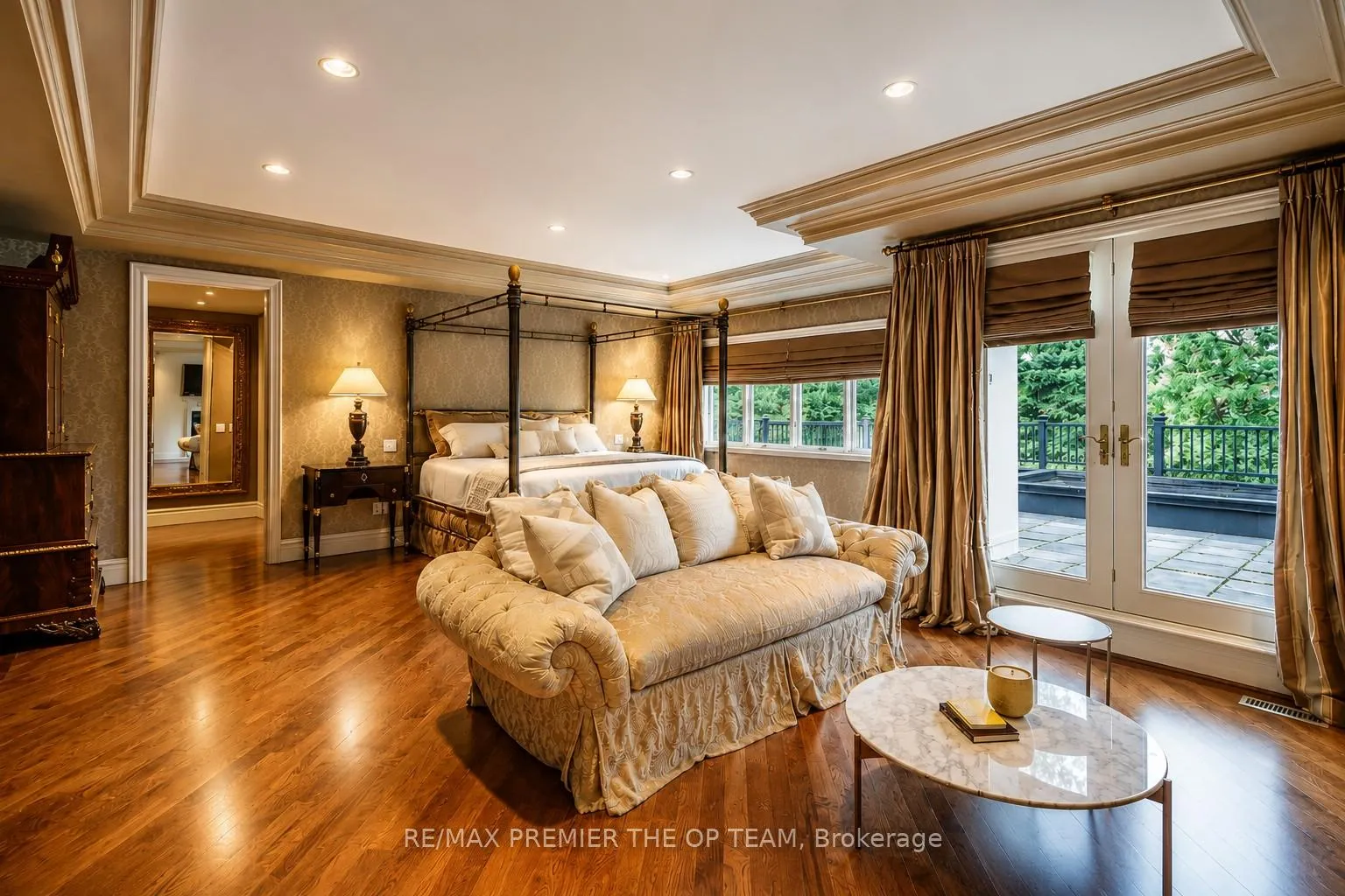 Photo 23 of 43 Cowan Drive, Vaughan, East Woodbridge — HOMEH