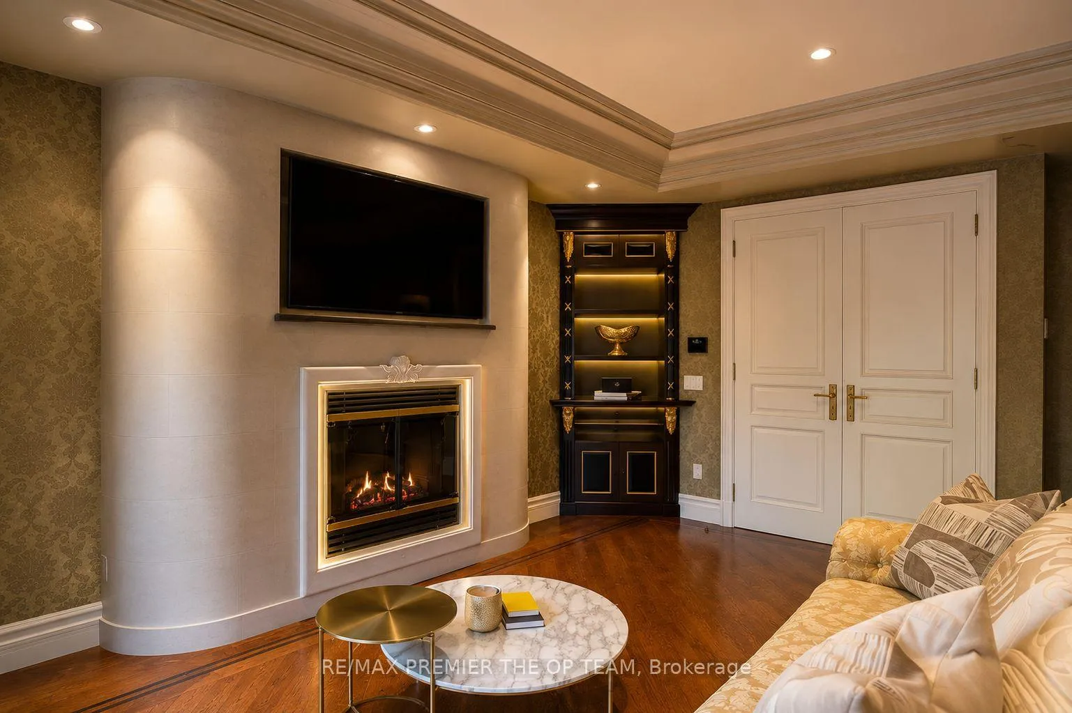 Photo 24 of 43 Cowan Drive, Vaughan, East Woodbridge — HOMEH