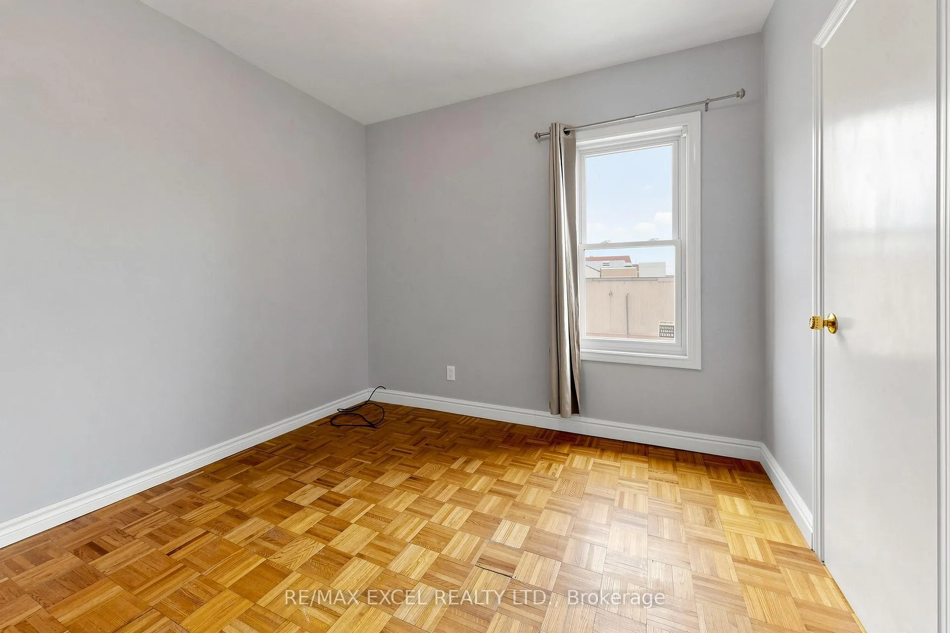 Photo 20 of Unit Upper, 259 Victoria Avenue N, Hamilton, Landsdale — HOMEH
