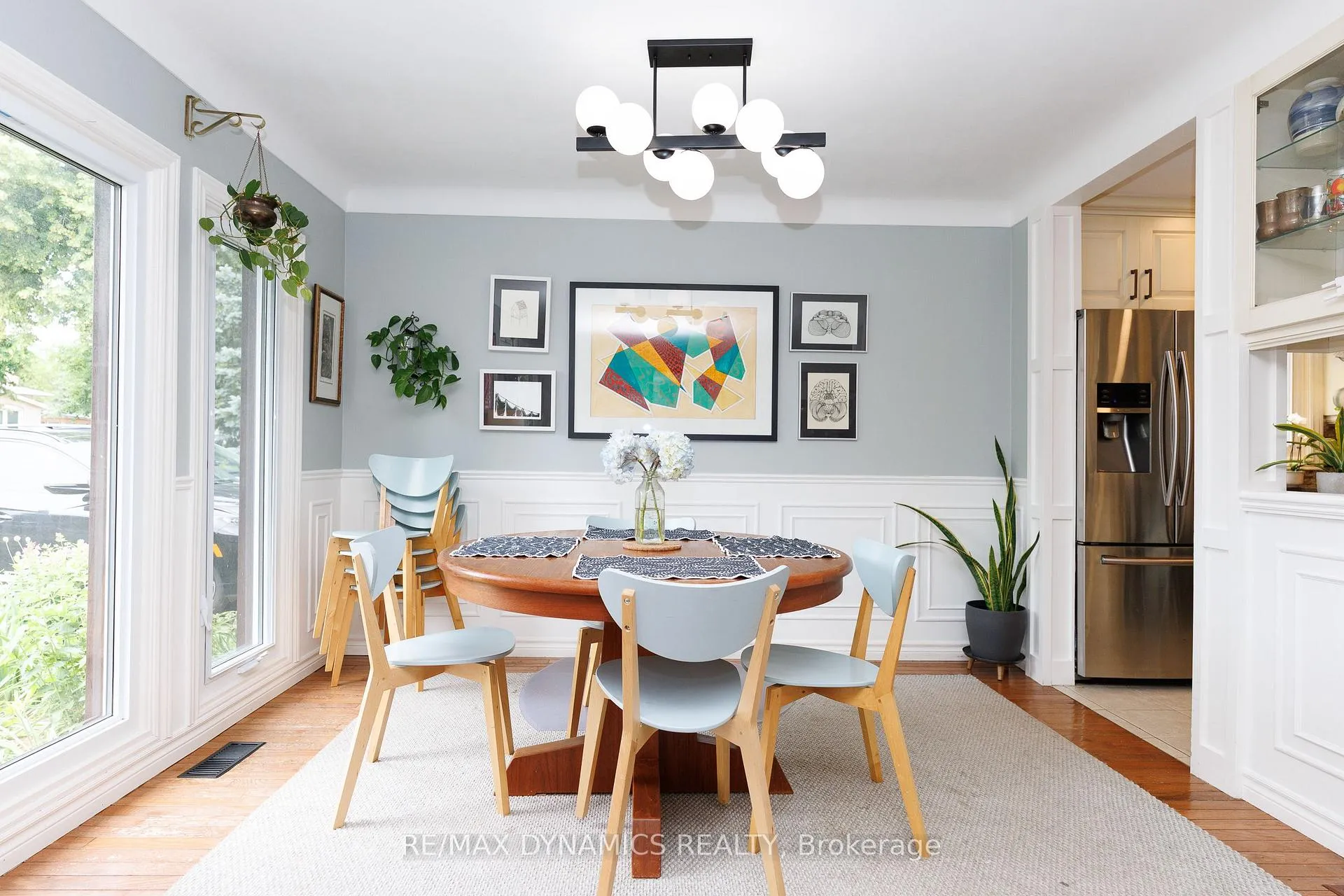 Photo 10 of 4204 Brookdale Drive, Niagara Falls, Ascot — HOMEH