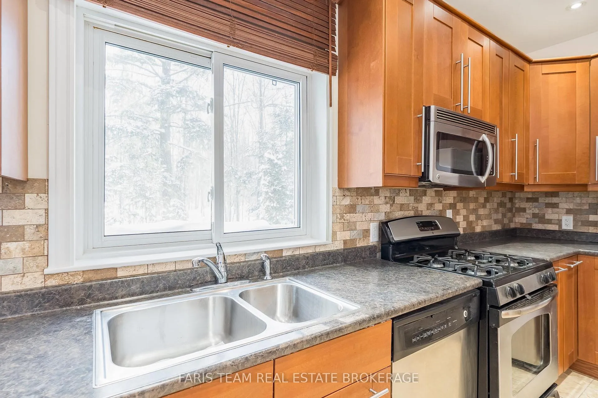 Photo 13 of 2384 Champlain Road, Tiny, Rural Tiny — HOMEH