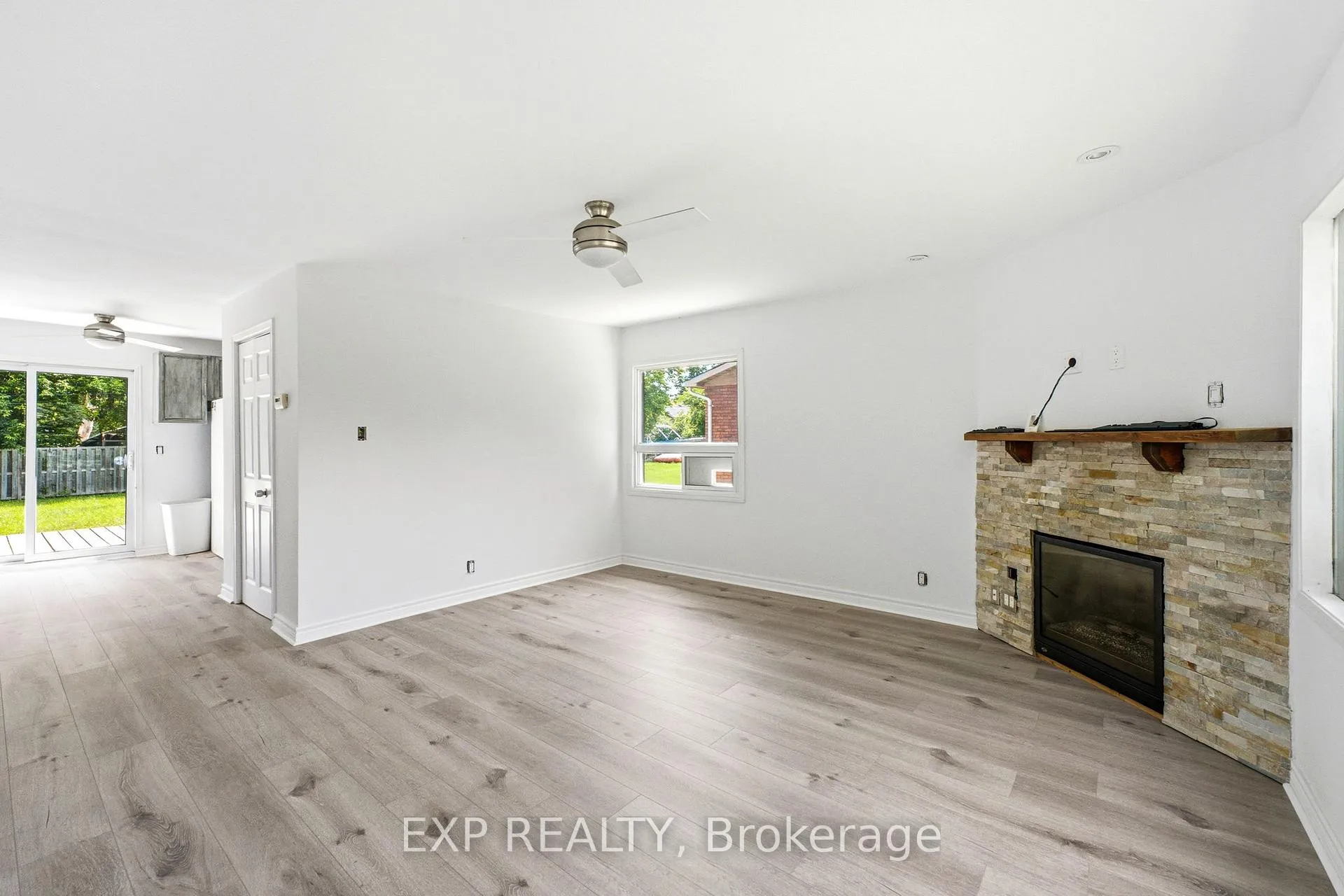 Photo 8 of 125 Cronsberry Road, Georgina, Virginia — HOMEH