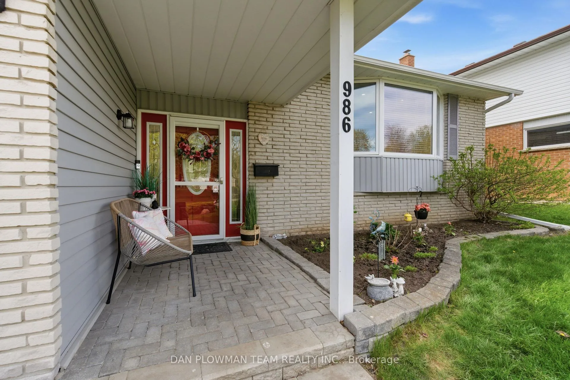 Photo 4 of 986 Central Park Boulevard N, Oshawa, Centennial — HOMEH