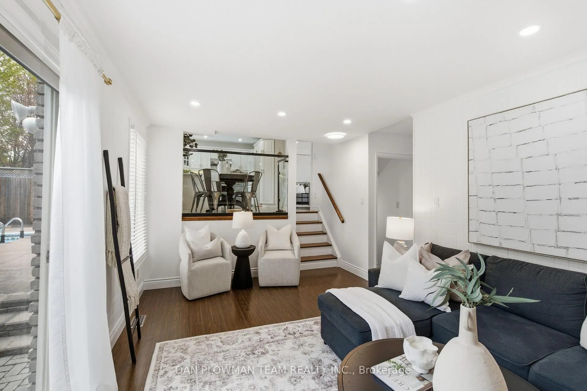 Photo 10 of 986 Central Park Boulevard N, Oshawa, Centennial — HOMEH