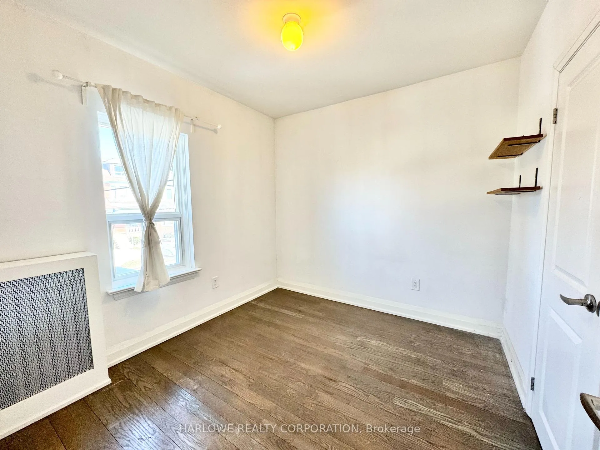 Photo 4 of Unit 2nd Floor, 177 Marion Street, Toronto, High Park-Swansea — HOMEH