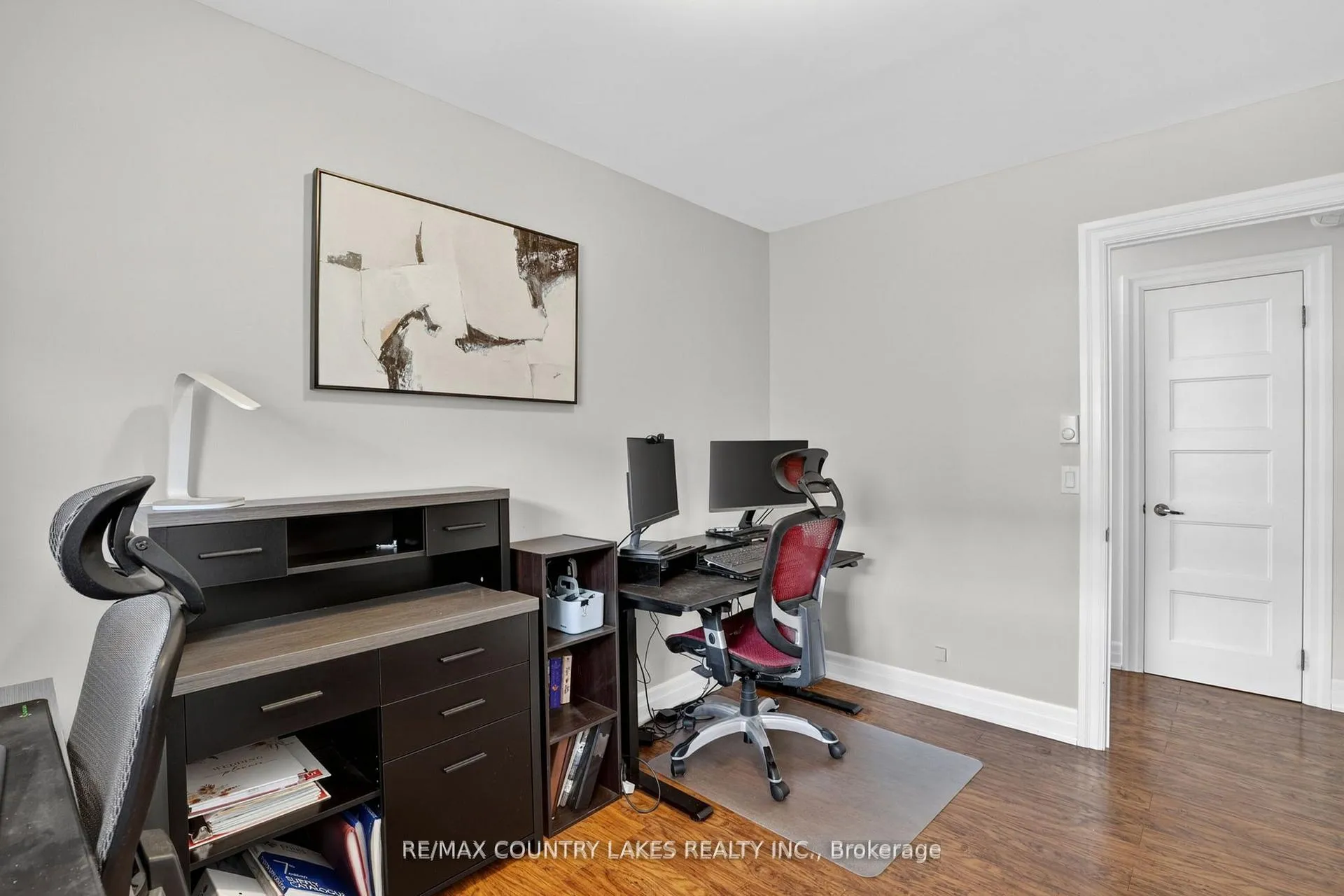 Photo 33 of 653 Simcoe Street, Brock, Beaverton — HOMEH