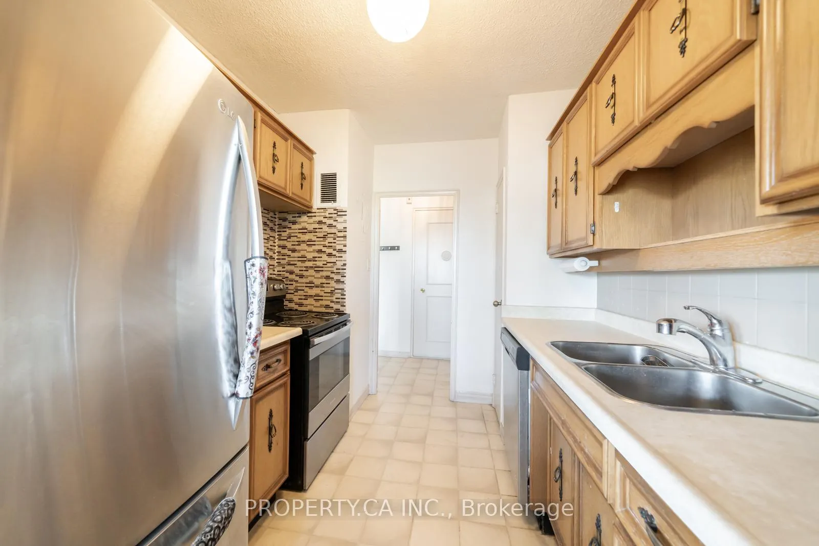 Photo 10 of Unit 404, 45 Westmount Road N, Waterloo, Uptown West — HOMEH