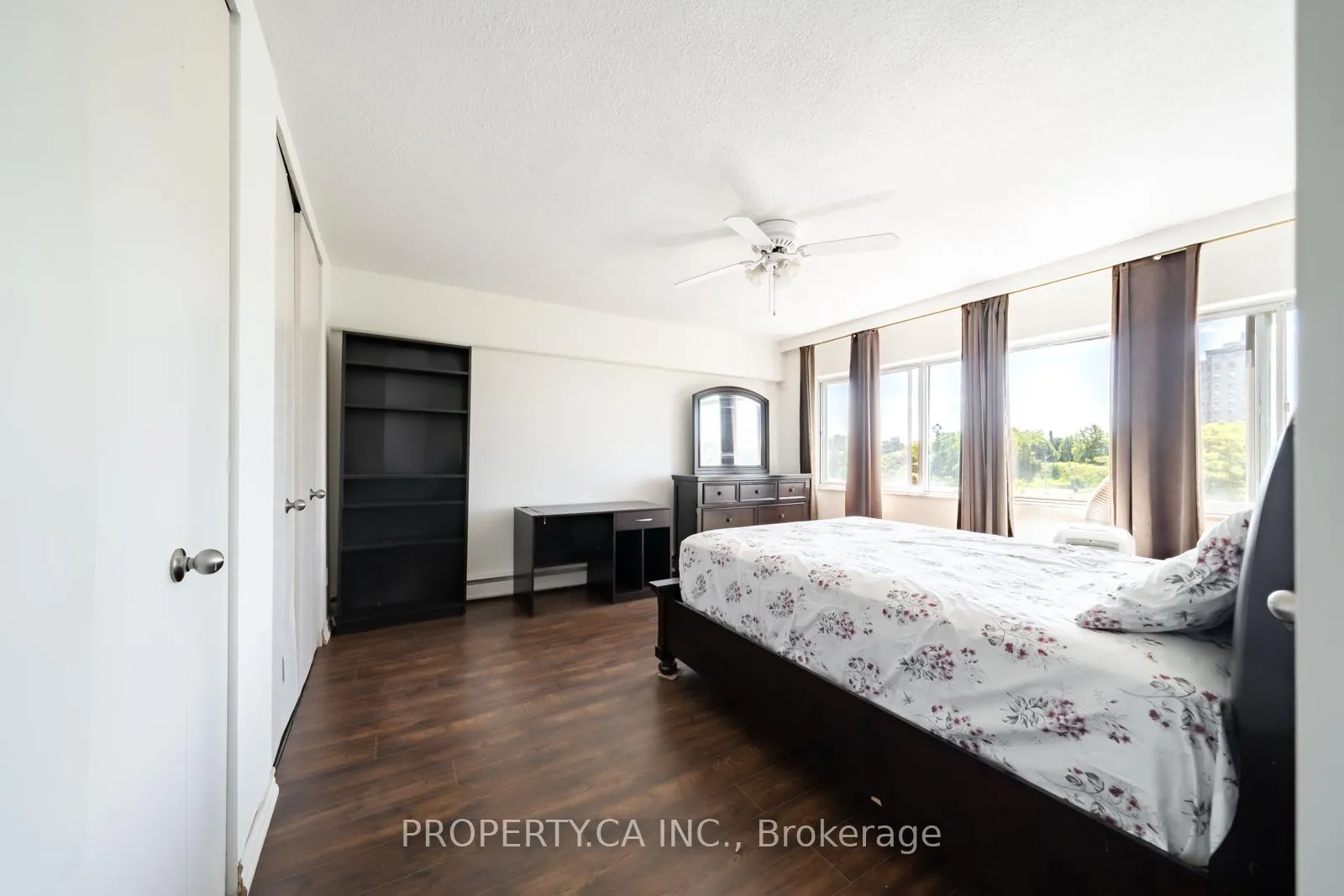 Photo 14 of Unit 404, 45 Westmount Road N, Waterloo, Uptown West — HOMEH