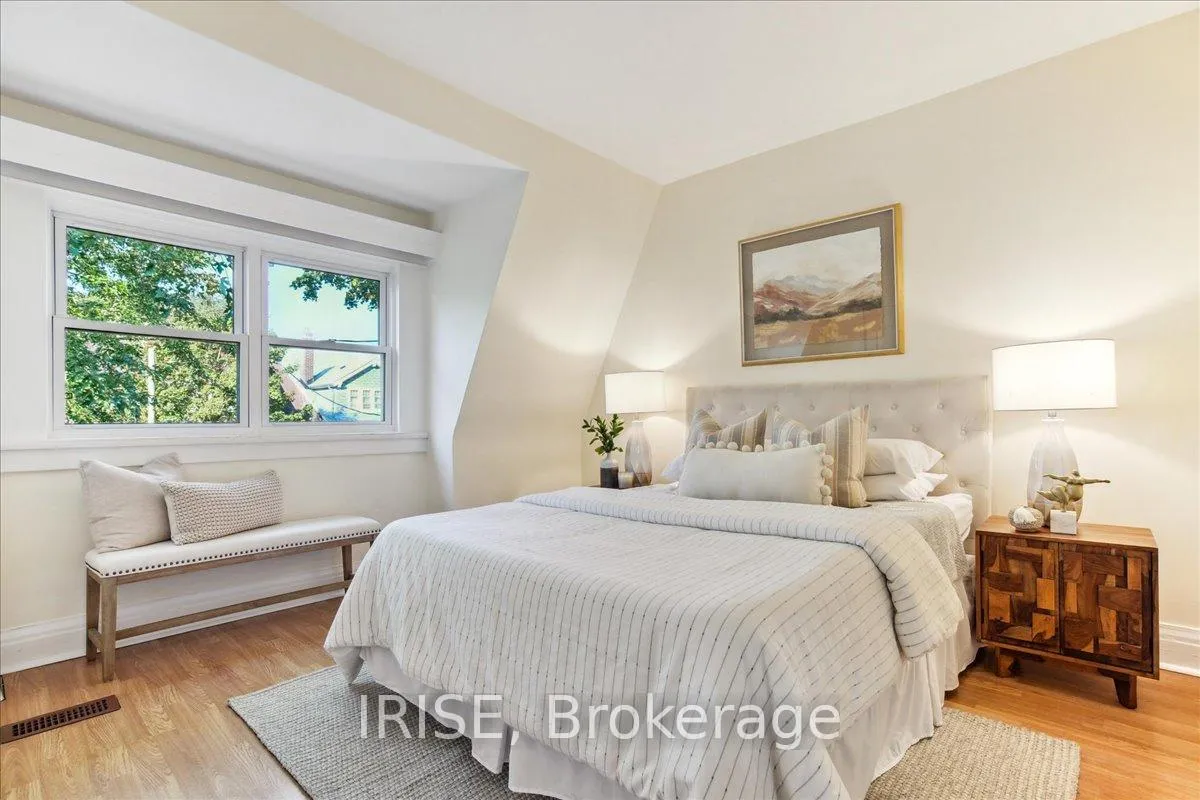 Photo 15 of 61 Chisholm Avenue, Toronto, East End-Danforth — HOMEH