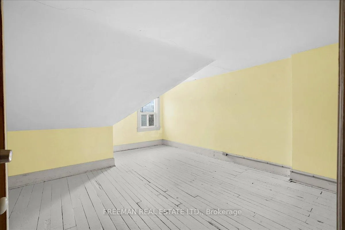 Photo 14 of 116 Brunswick Avenue, Toronto, University — HOMEH