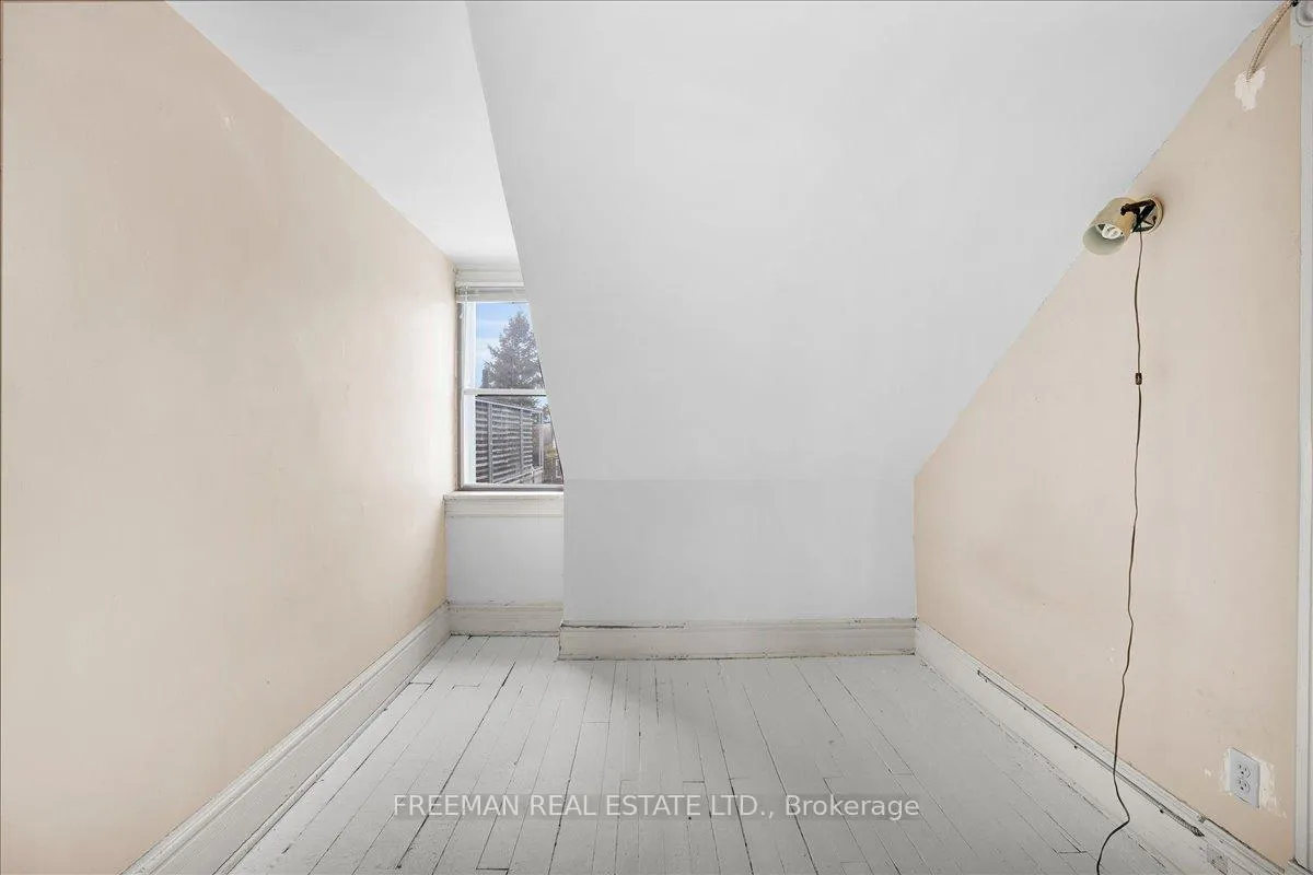Photo 15 of 116 Brunswick Avenue, Toronto, University — HOMEH