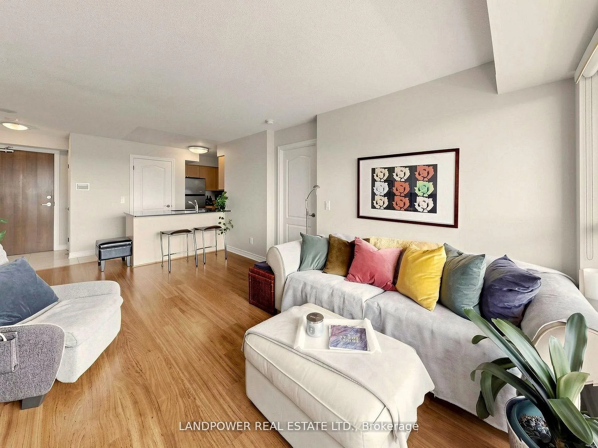 Photo 4 of Unit 1116, 15 North Park Road, Vaughan, Beverley Glen — HOMEH