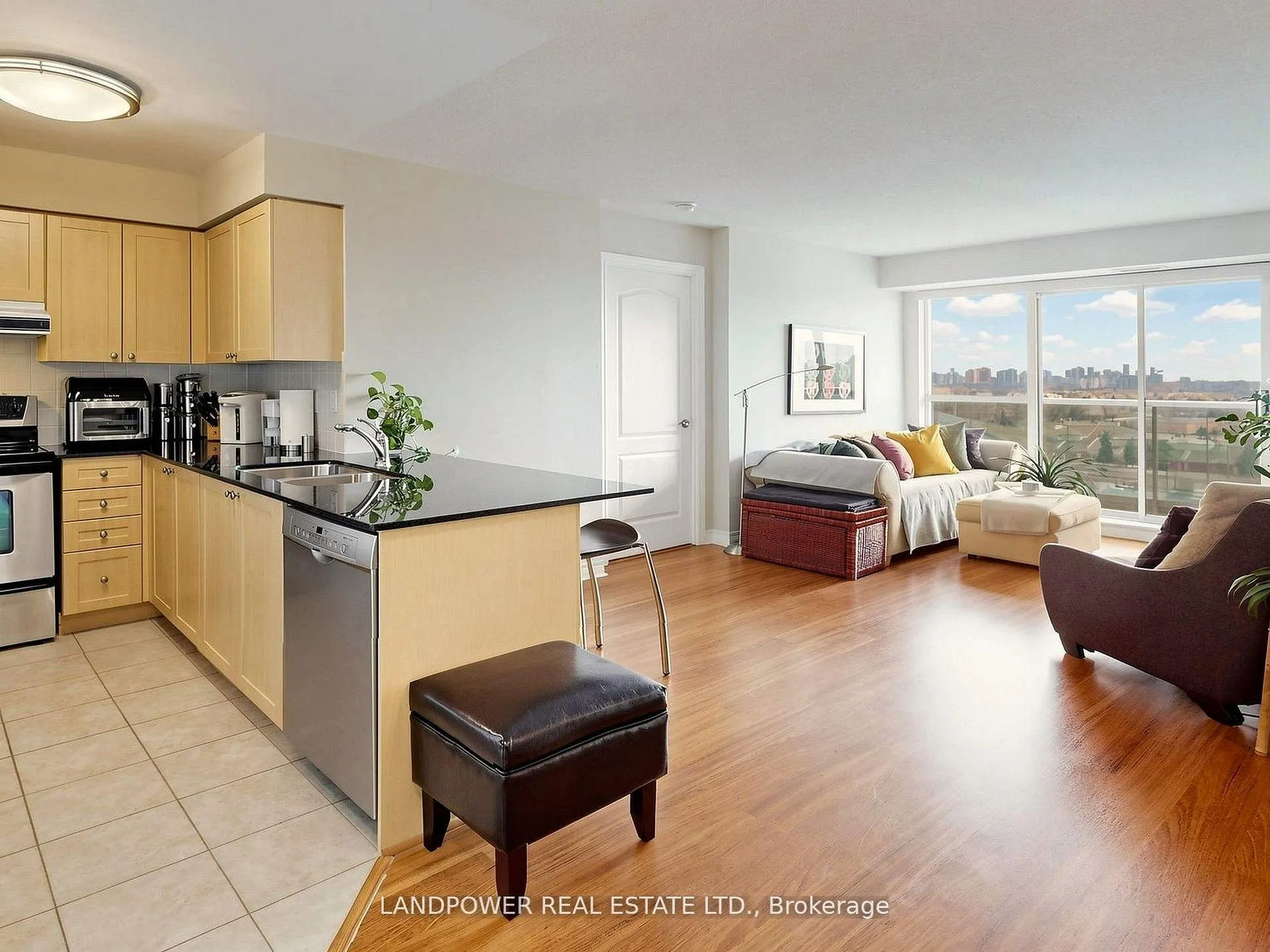 Photo 11 of Unit 1116, 15 North Park Road, Vaughan, Beverley Glen — HOMEH