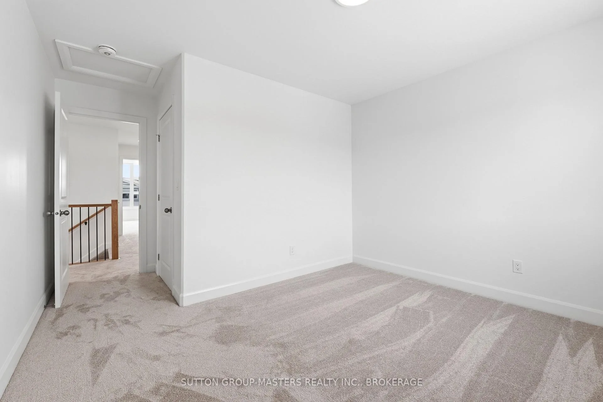 Photo 23 of 218 Superior Drive, Loyalist, Amherstview — HOMEH