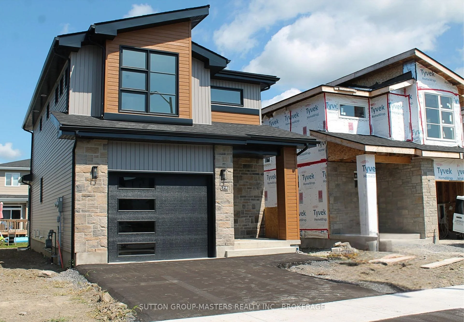 Photo 5 of 218 Superior Drive, Loyalist, Amherstview — HOMEH