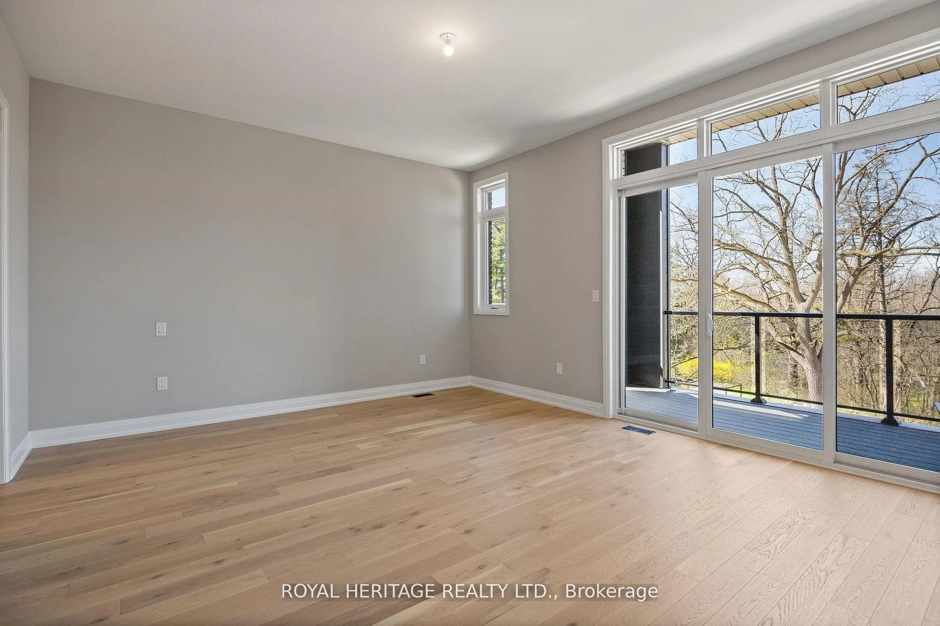 Photo 24 of 25 Inverlynn Way, Whitby, Lynde Creek — HOMEH