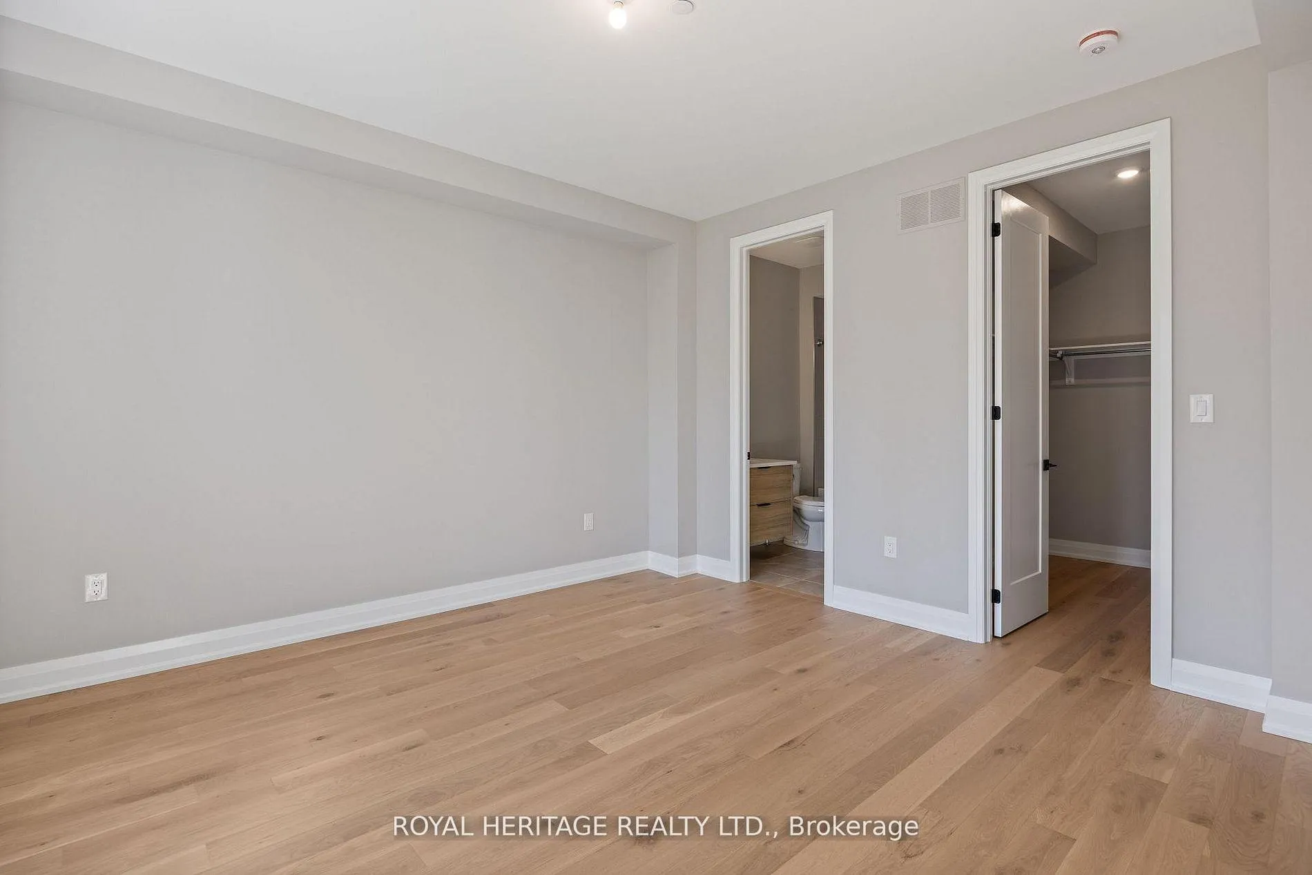 Photo 33 of 25 Inverlynn Way, Whitby, Lynde Creek — HOMEH