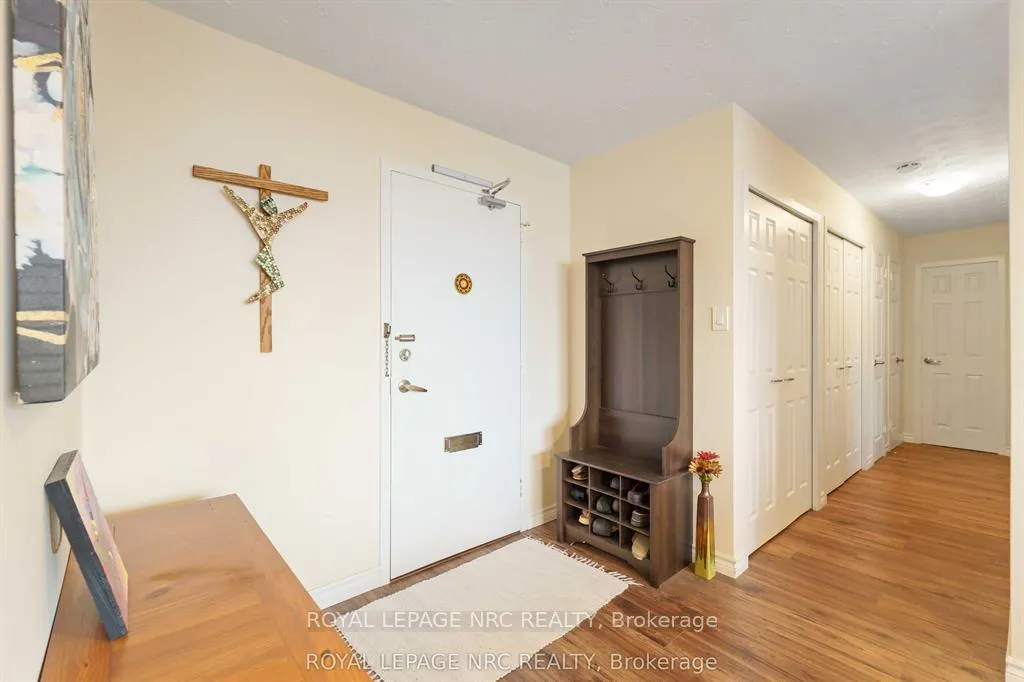 Photo 3 of Unit 1107, 35 Towering Heights Boulevard, St. Catharines, Glendale/Glenridge — HOMEH