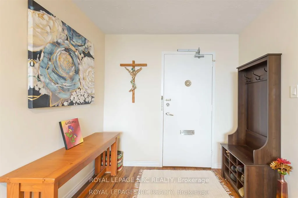 Photo 4 of Unit 1107, 35 Towering Heights Boulevard, St. Catharines, Glendale/Glenridge — HOMEH