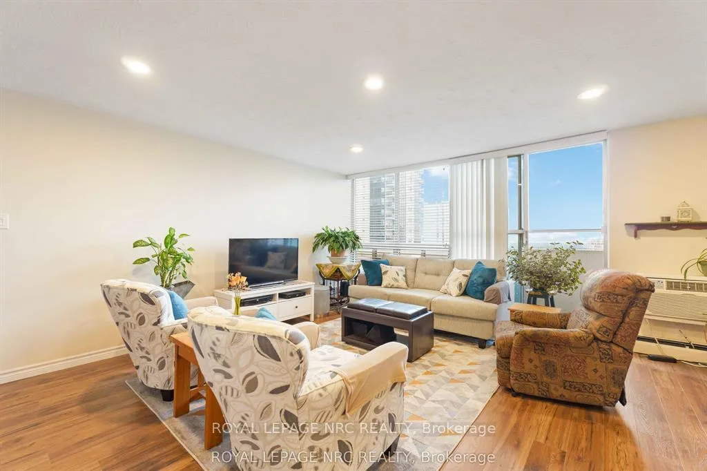 Photo 6 of Unit 1107, 35 Towering Heights Boulevard, St. Catharines, Glendale/Glenridge — HOMEH