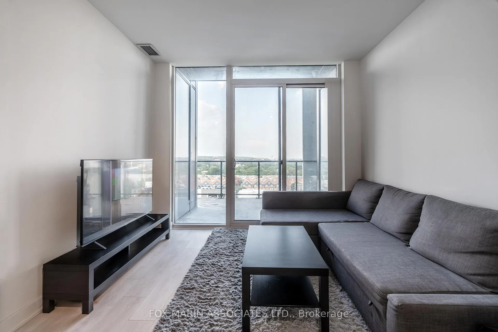 Photo 5 of Unit 1104, 5 Defries Street, Toronto, Regent Park — HOMEH